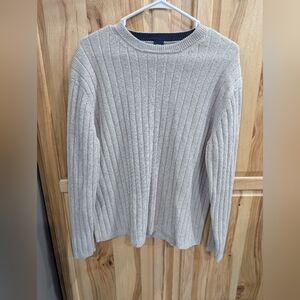 GAP Men's Light Gray Ribbed Crewneck Sweater